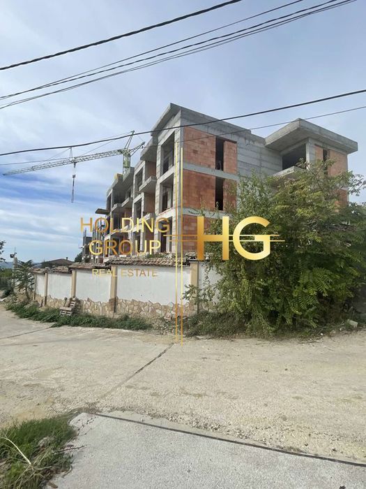 Продава се Двустаен апартамент в Варна, м-т Пчелина - 55 кв.м за 1582 €/кв.м - Снимка #1