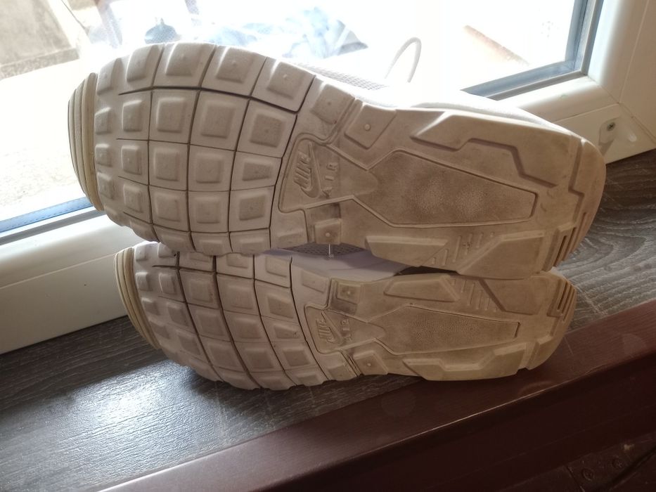 Маратонки NIKE размер 38