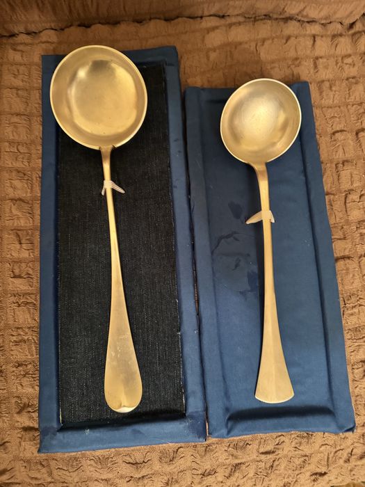 Tacamuri argint si solnite argint