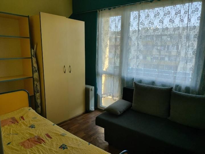 Дава се под наем Тристаен апартамент в Пловдив, Въстанически - 88 кв.м за 434 € - Снимка #3