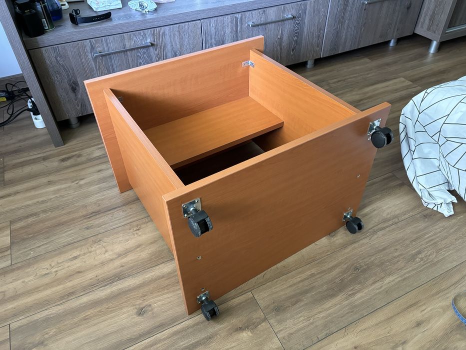 Masa mobilã interior lemn cires 61x45 CM Ca Noua