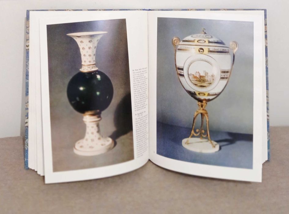 Книга/албум "Руски декоративни изкуства XVIII - началото на XX век"