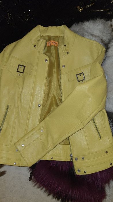 Якета,сака,връхни