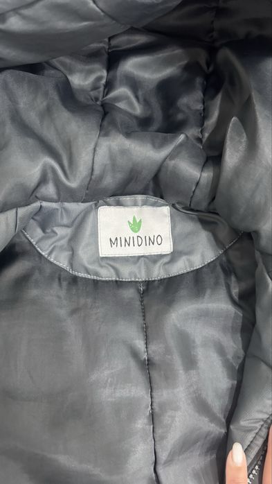Продам куртку минидино