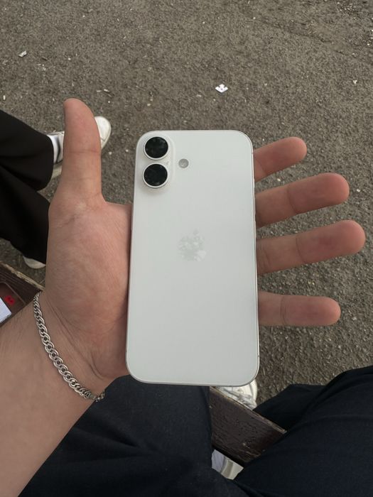 продам или обменяю iphone 16