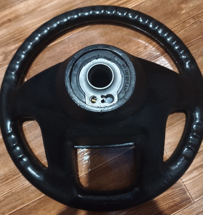 Продам рули vw Passat golf 2,3 vento