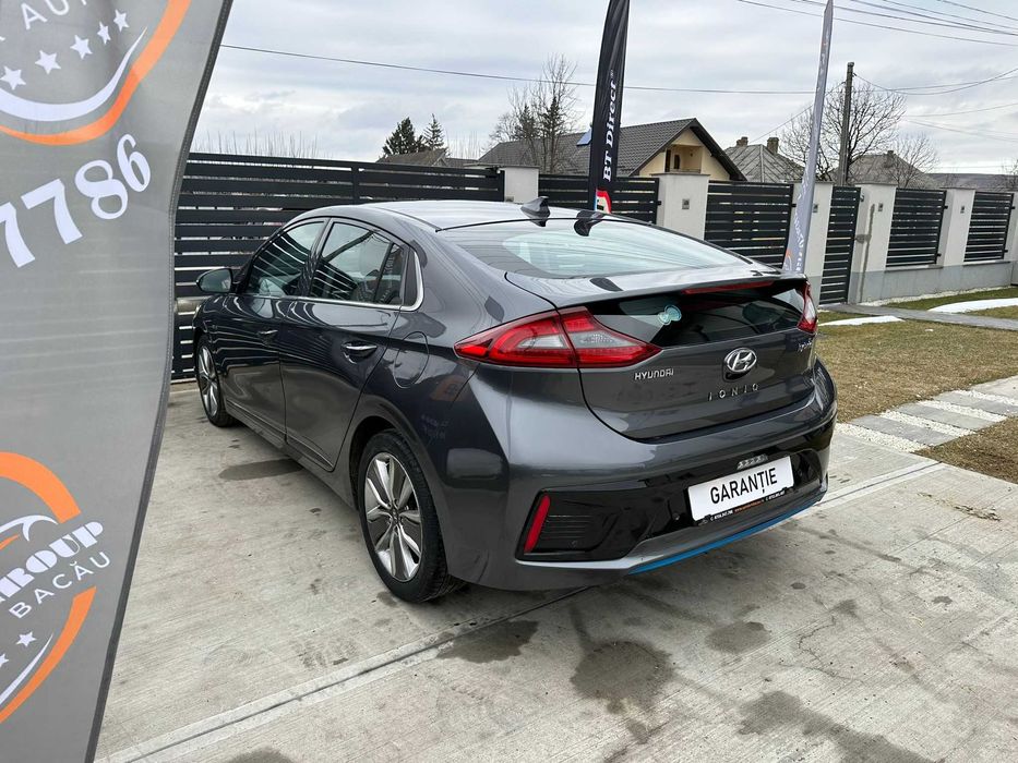 Hyundai ioniq 1.6 benzina hybrid TVA deducibil