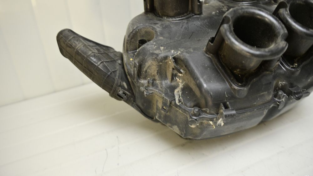 Honda VFR1200F 2010 Carcasa Filtru de aer Airbox