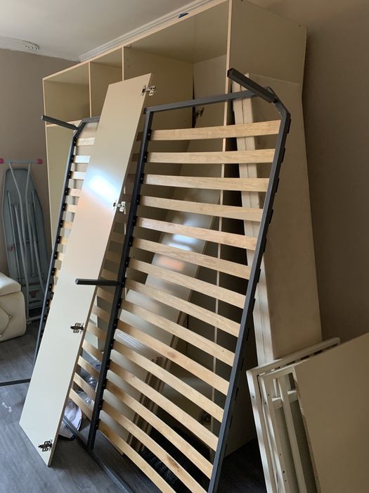 Мебель спальный гарнитур,манеж