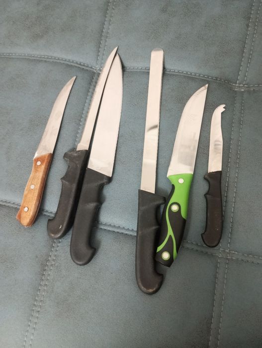 Ножи вилки ложки 51предмет за всё 40000,ножи по15,3фото 31шт за всё 30