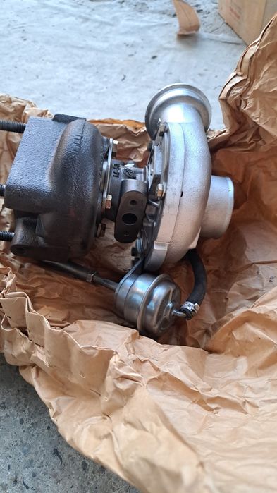 Vând turbo ,pentru mercedes(camion)