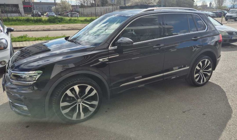Volkswagen Tiguan R-Line/Panoramic
