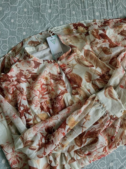 Дамска рокля Guess нова