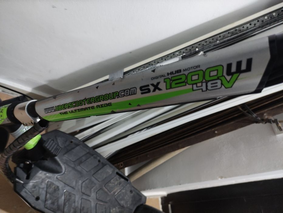 Электросамокат/ скутер 1200Watt