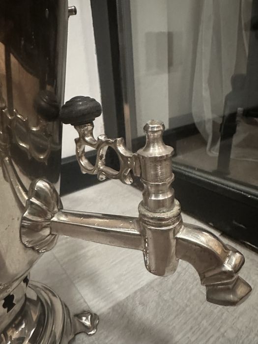 Продам жаровой самовар на дровах / углях.