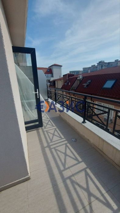 Тристаен апартамент в комплекс Golden Sea View, 96 кв.м., Поморие,