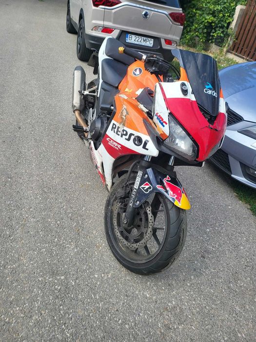 Vand honda CBR500R 2014-2016 !! Avariat!! citeste cu atentie!!