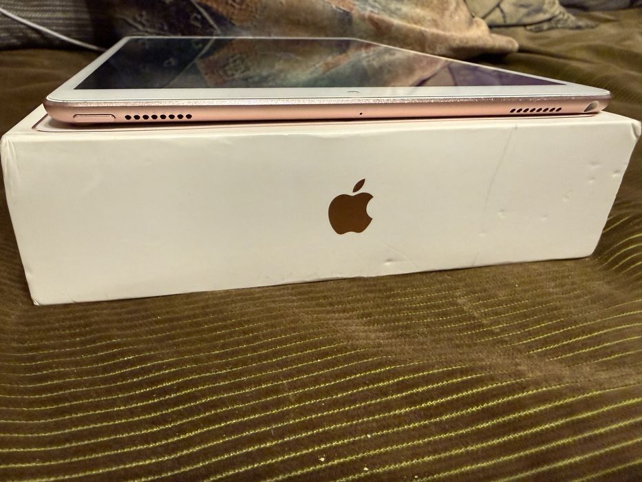 Apple iPad Pro 10.5-inch Wi-Fi 64GB Rose Gold