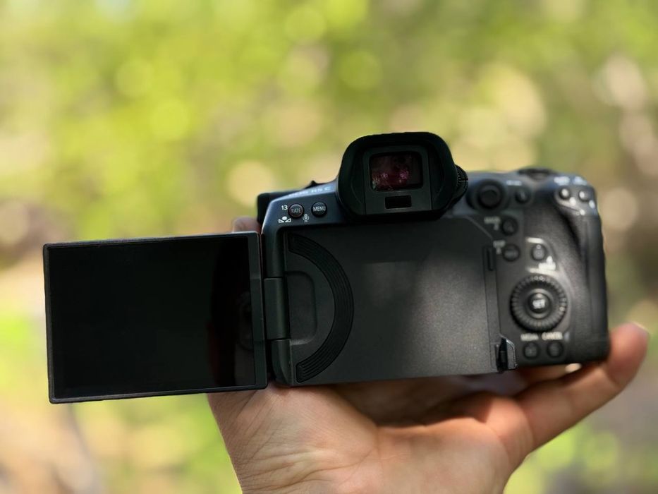 Canon R5C Cinema Raw Light 8K