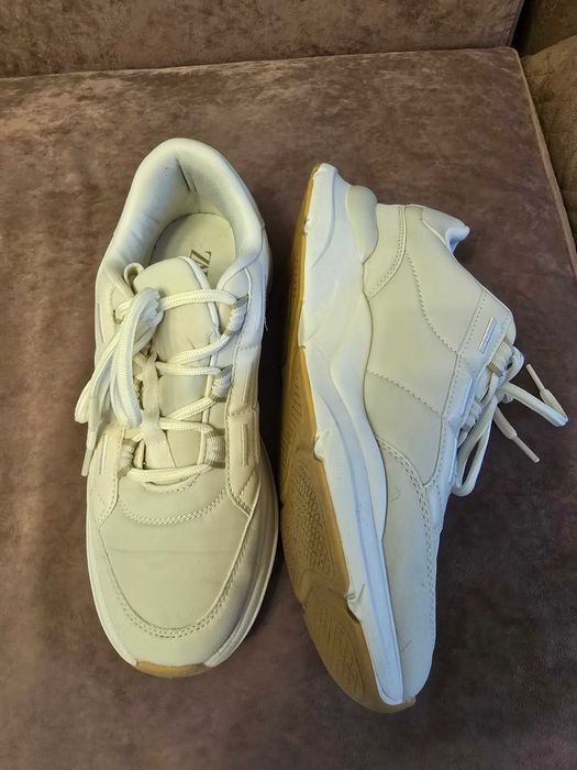 Кроссовки Zara 41 разм б/у в отл сост