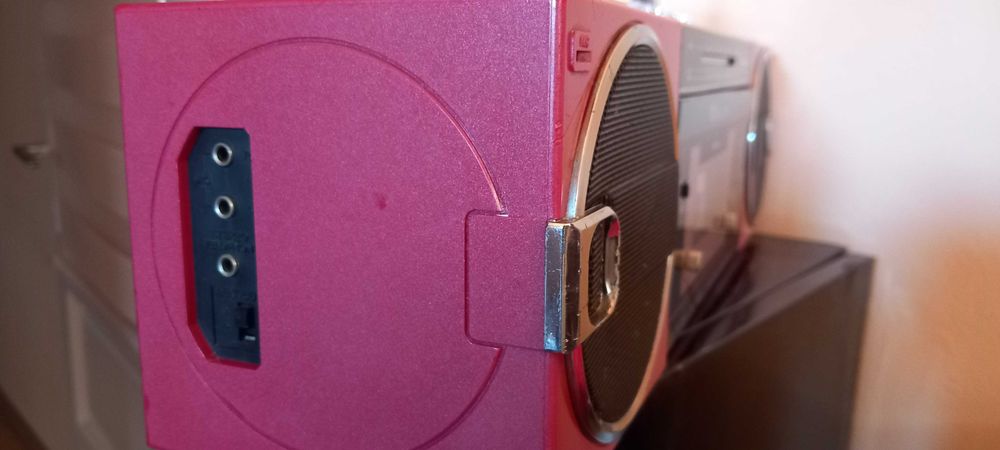 Radiocasetofon Palladium model 879 rosu 6 speaker