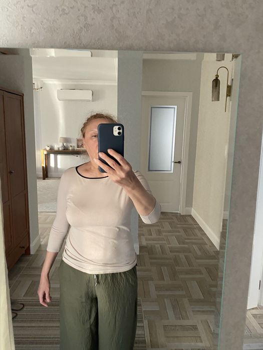 Продаю кофты разные