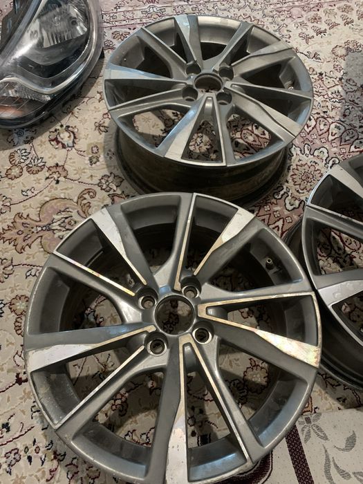 Хендай акцент фар и титанка R16