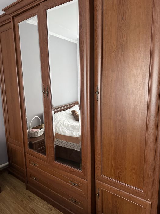 Продам спальный гарнитур