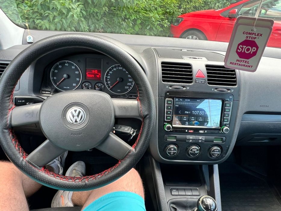 Volkswagen Golf 5 1.4 MPI | 2005 |  | Fără investiții