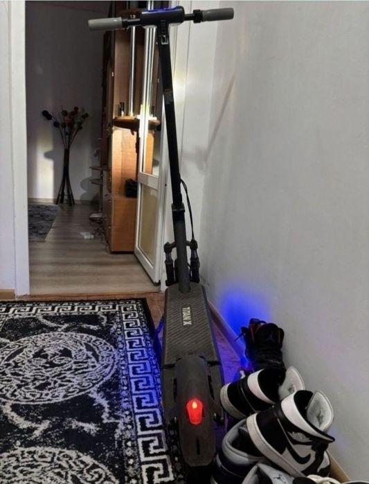 Vând trotinetă myria titan X