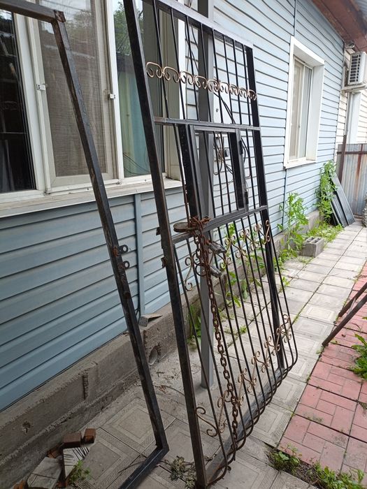 Двери металлические