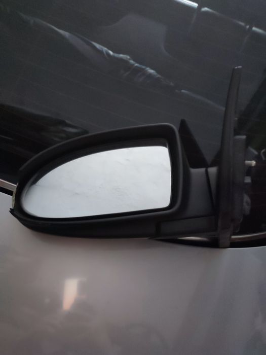 Vînd oglindă pentru autoturisme hiundai