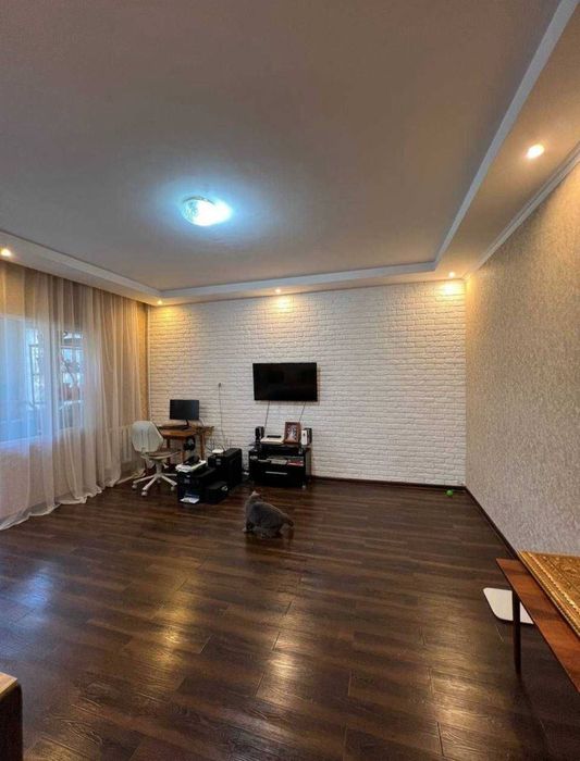 Квартира на Нукусская -1 нотариальная 2/7/9 общ пл 60м