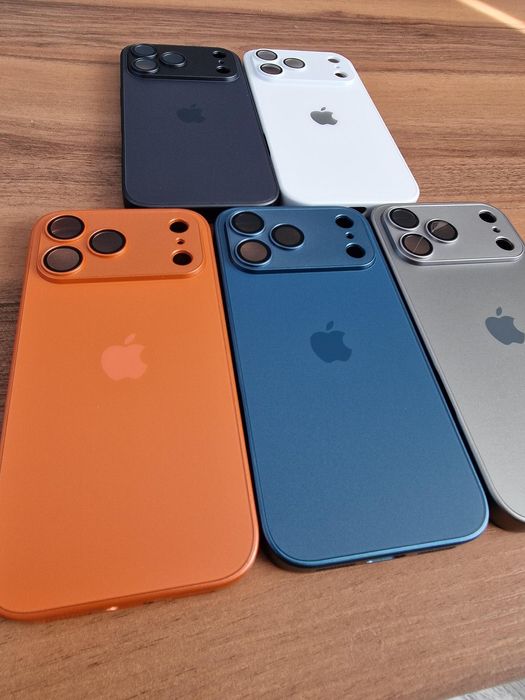 Матов Стъклен Кейс за Apple iPhone 17 Pro - Различни цветове