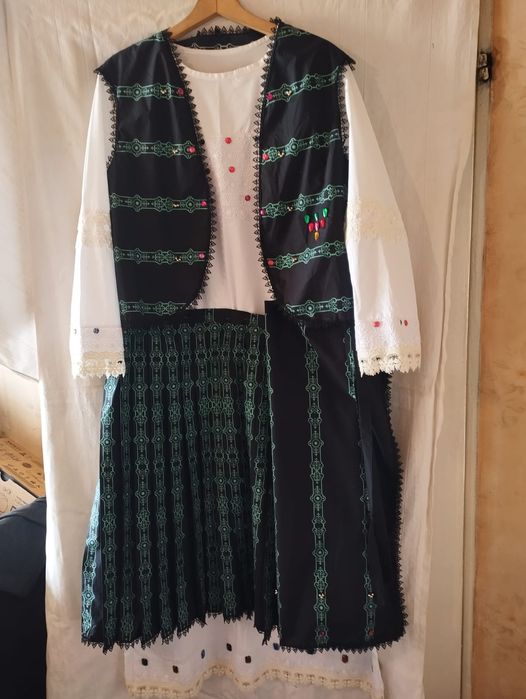 Съвременна носия, размер M/L