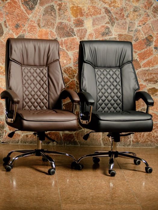 Офисные кресла DELTA для руководителя бесплатная доставка