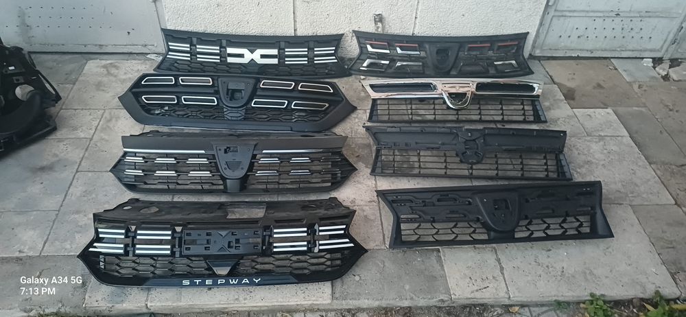 Grila masca fata Dacia Duster Logan Sandero Stepway Dokker nou