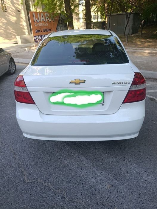 Srochno sotiladi Nexia 3 aftomat