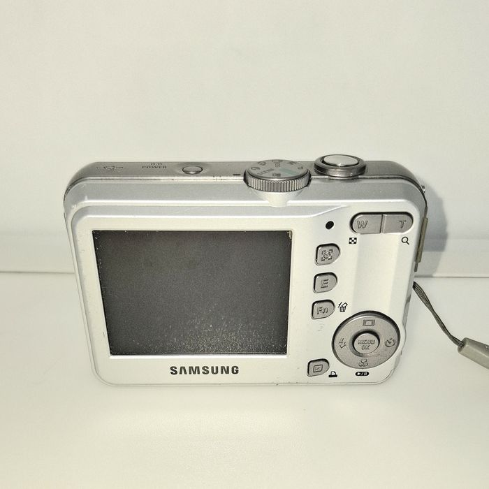 Samsung S860 – компактен дигитален фотоапарат