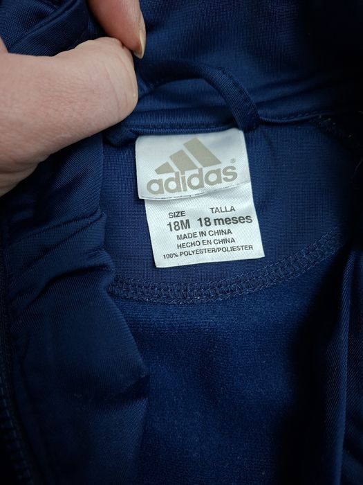 Bluza, adidași si căciulă Adidas