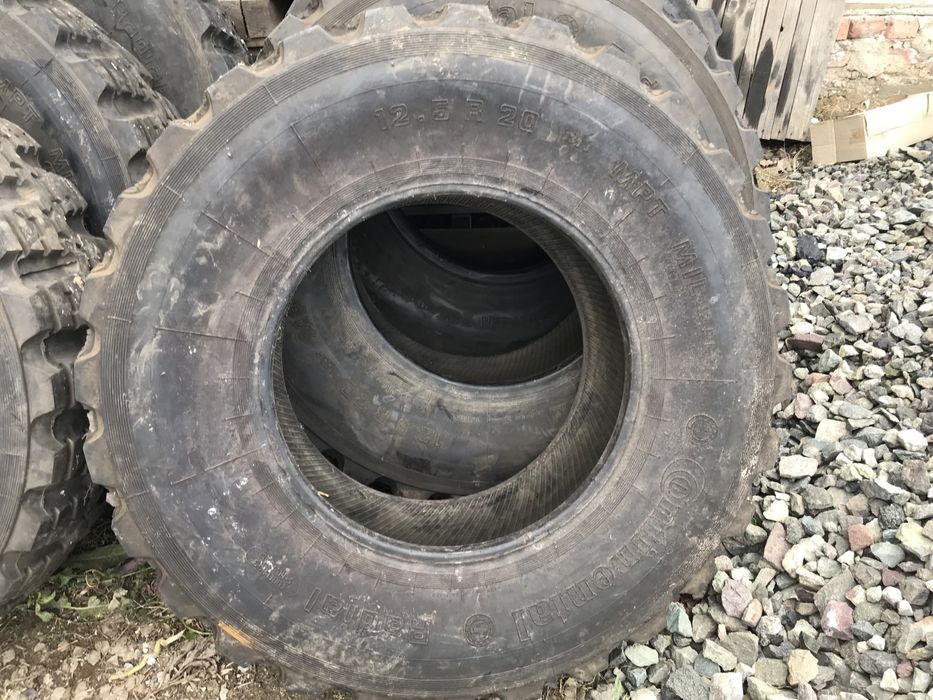 Продам шины на спецтехнику