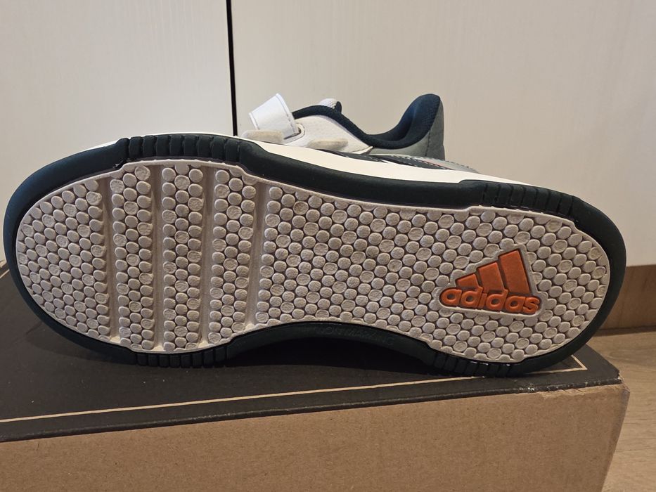 Adidas copii marimea 33