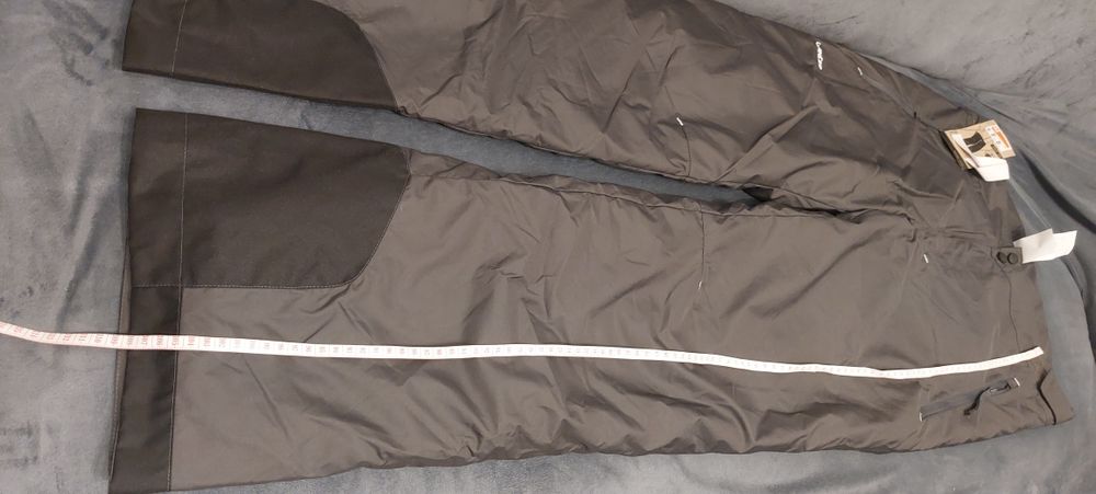 Vând pantaloni Ski