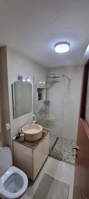 Vând apartament 3 camere