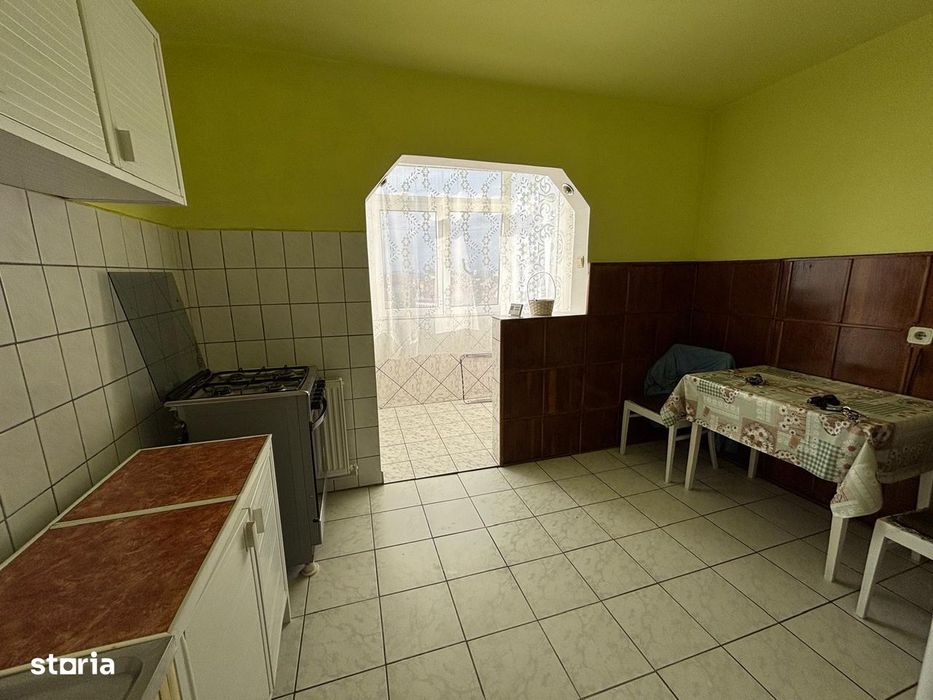 Apartament 2 camere decomandate zona Lazaret