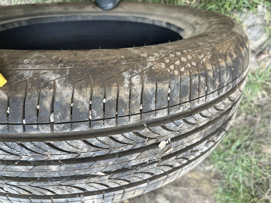 Продам  шины на автомобиль размеры разные бу