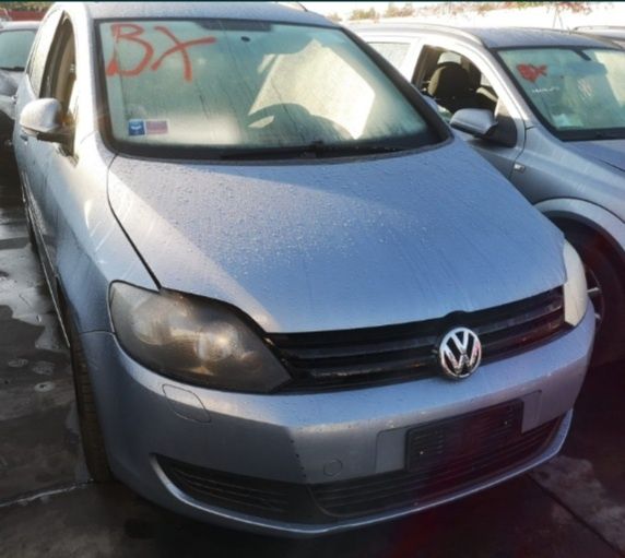 Dezmembrez vw golf 6 plus