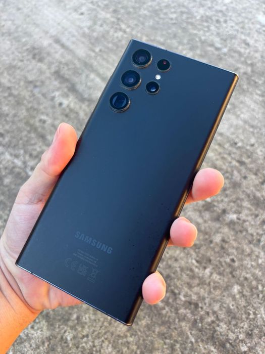 Telefon Samsung Galaxy S22 Ultra Impecabil ca Nou Black Schimb Trimit