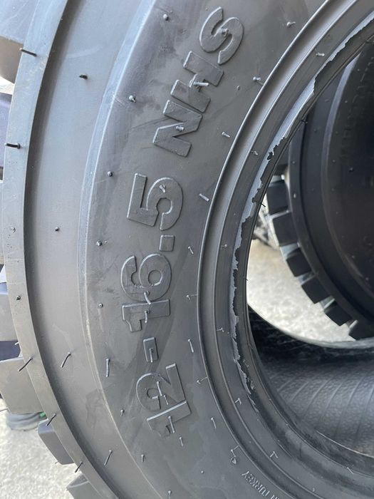 12-16.5 Cauciucuri noi Industriale BOBCAT livrare rapida