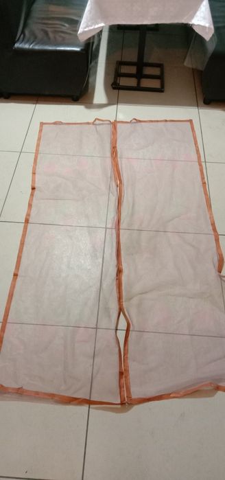 Продам штор на дверь